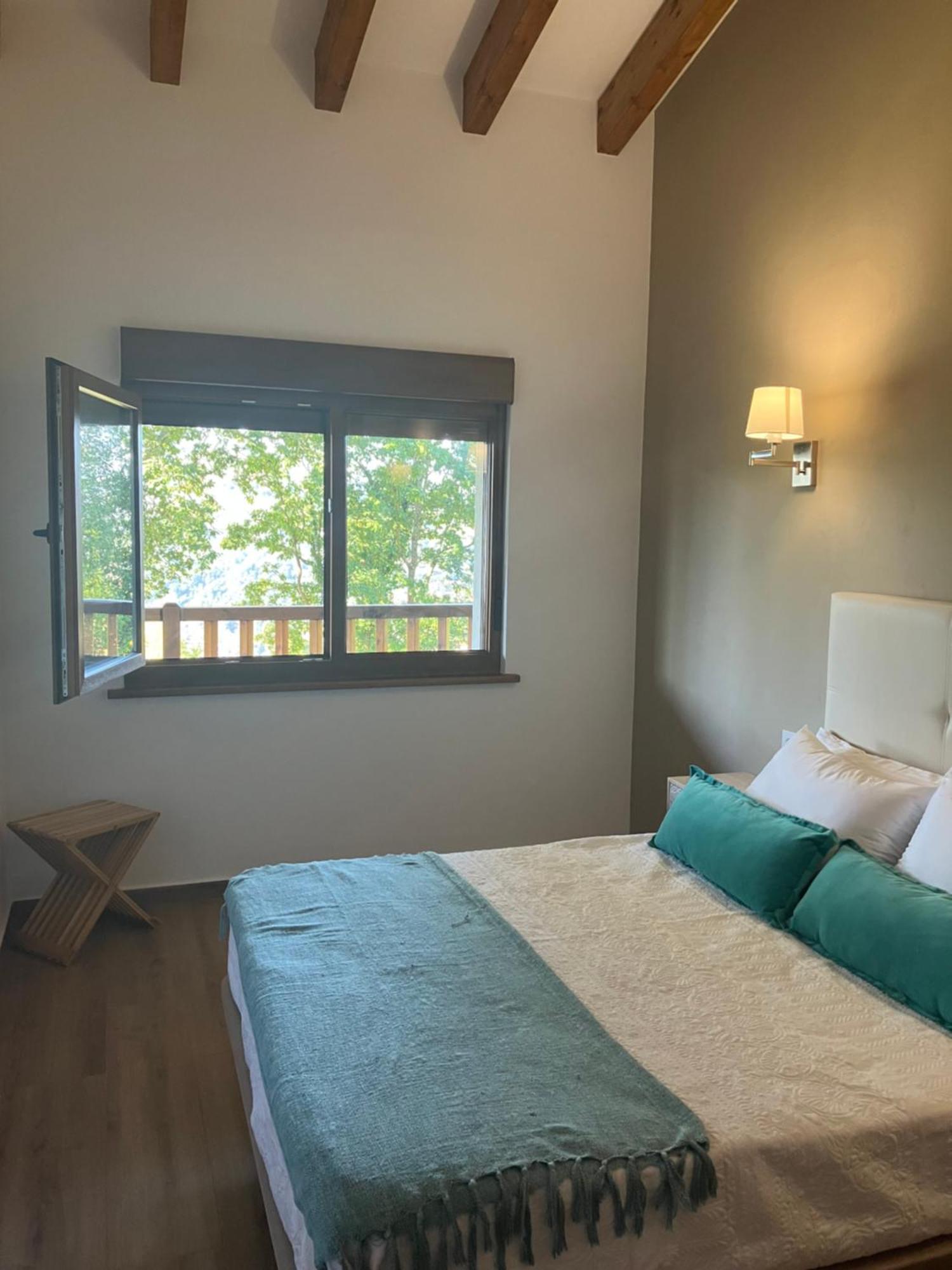 Apartamentos Montes Vindios Onís Zewnętrze zdjęcie